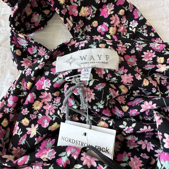 Wayf Floral Halter Bodysuit NWT Size XL - Picture 4 of 6